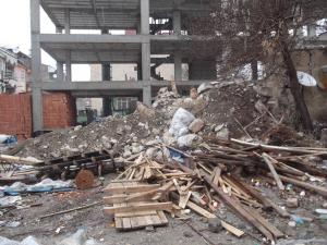 Sorumsuzluk: �n�aat At�klar� �irkinlik Olu�turuyor