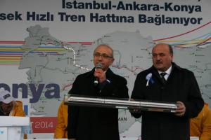 �irkin Bas�n + �irkin Siyaset = �amur