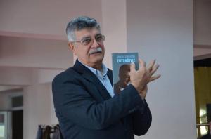 Bildiklerimizin Tutsa�� Oldu�umuzu Hat�rlad�k
